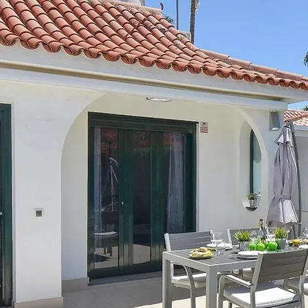 Central Bungalow With Communal Pool In Maspalomas Hotel 4*