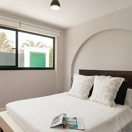 Central Bungalow With Communal Pool In Maspalomas Hotel 4*