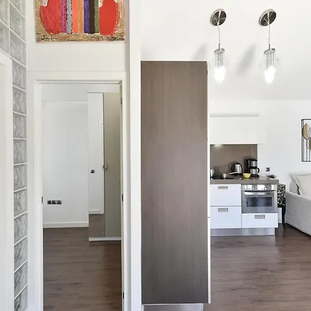 Central Bungalow With Communal Pool In Maspalomas