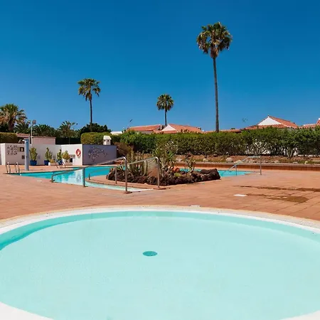 Hotel Central Bungalow With Communal Pool In Maspalomas Maspalomas (Gran Canaria)
